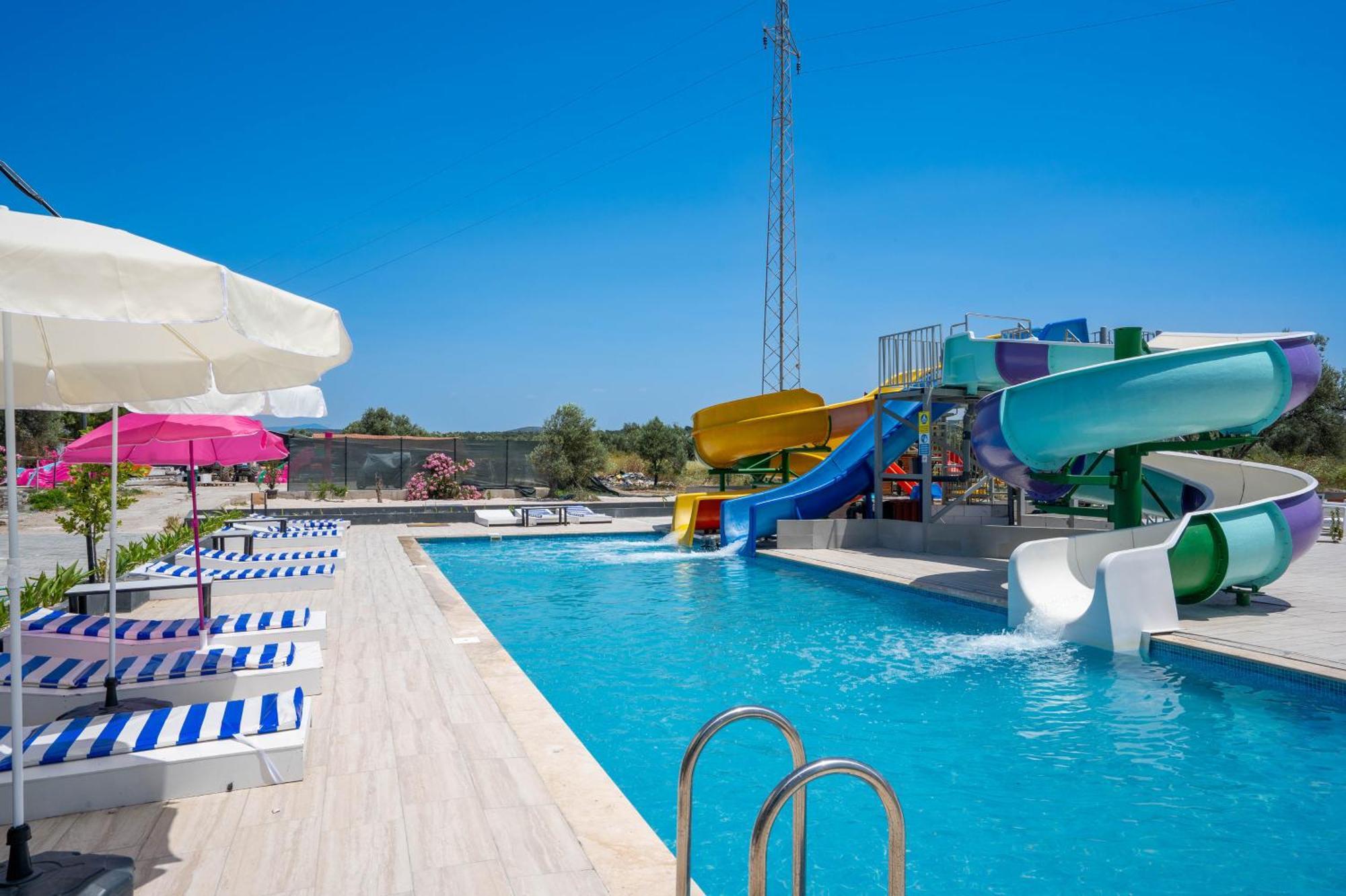 Willa Simlarda Country Club Ayvalı Zewnętrze zdjęcie