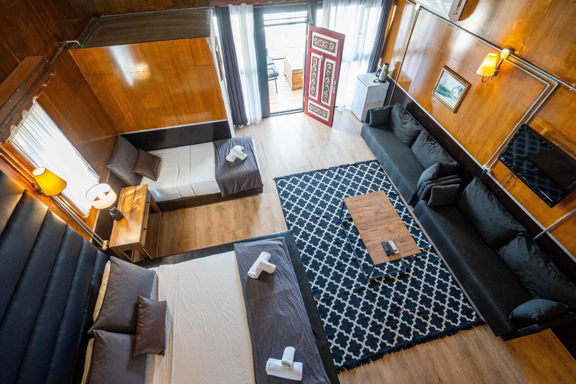 Willa Simlarda Country Club Ayvalı Zewnętrze zdjęcie