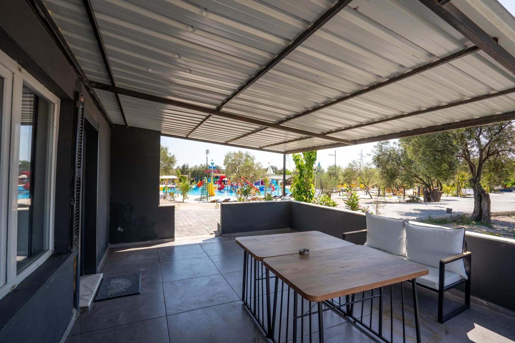 Willa Simlarda Country Club Ayvalı Zewnętrze zdjęcie