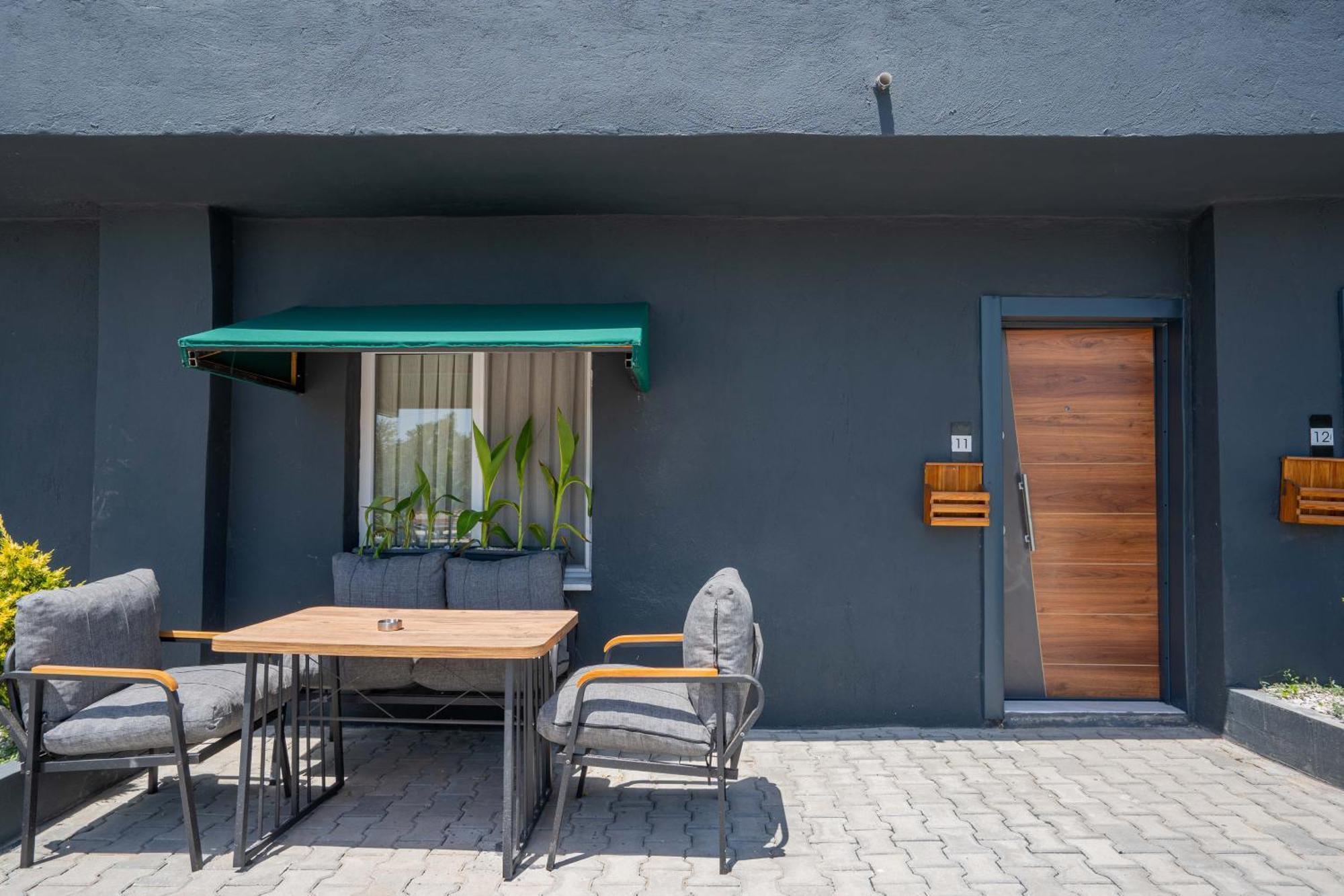 Willa Simlarda Country Club Ayvalı Zewnętrze zdjęcie
