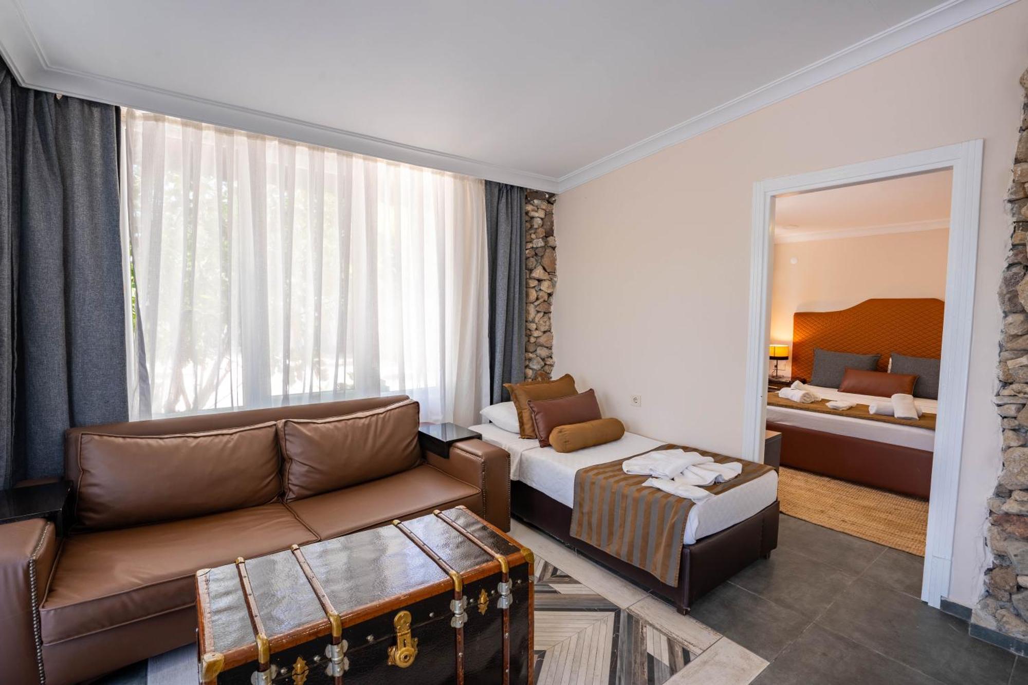 Willa Simlarda Country Club Ayvalı Zewnętrze zdjęcie
